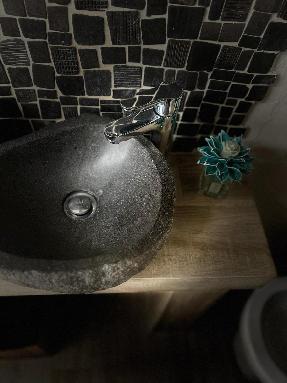 La Casa Nel Cortile Apartment Catania Ngoại thất bức ảnh